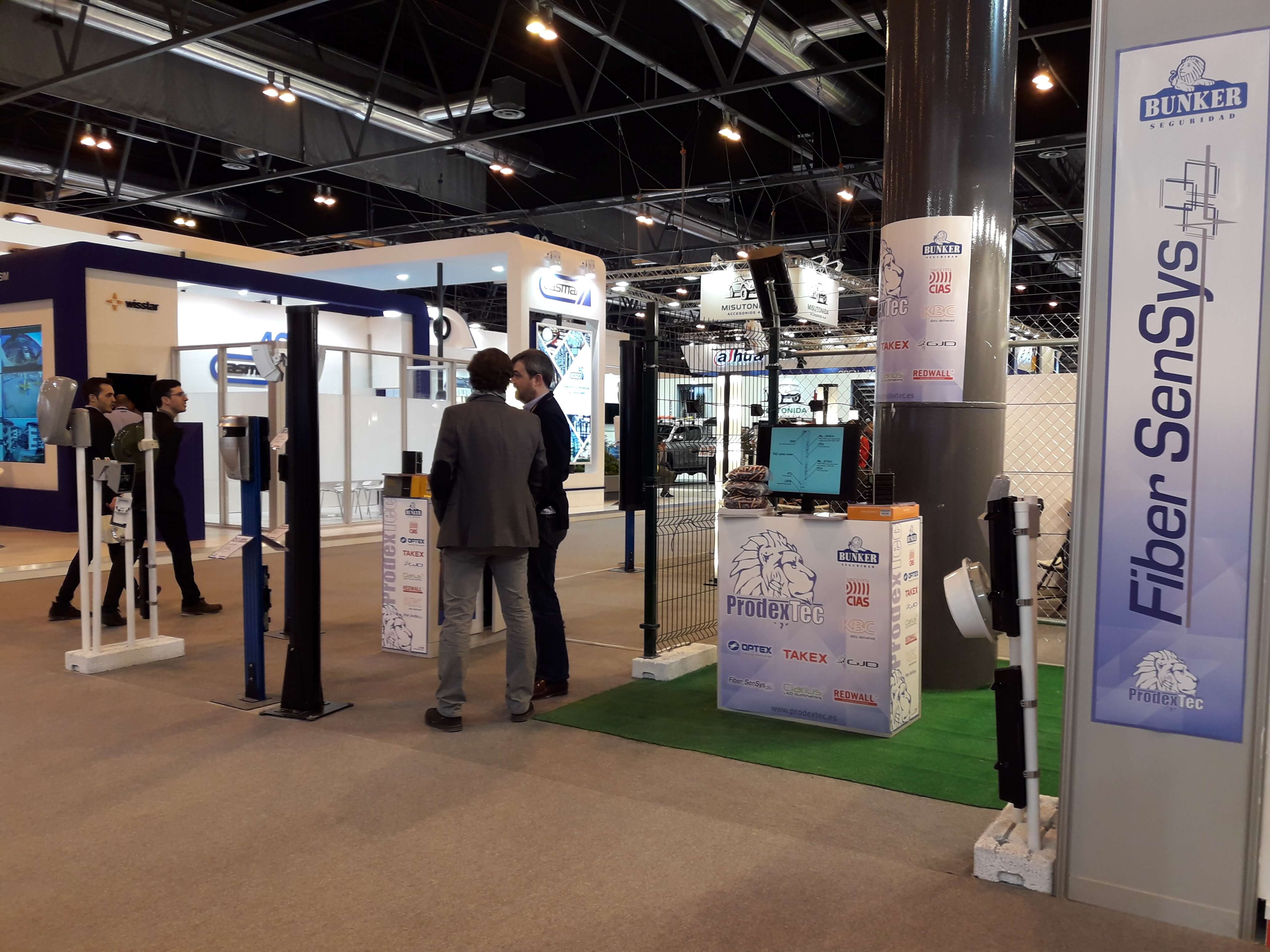 barreras_de_fibra_optica_de_fibersensys FIBERSENSYSparticipaenSicur2018